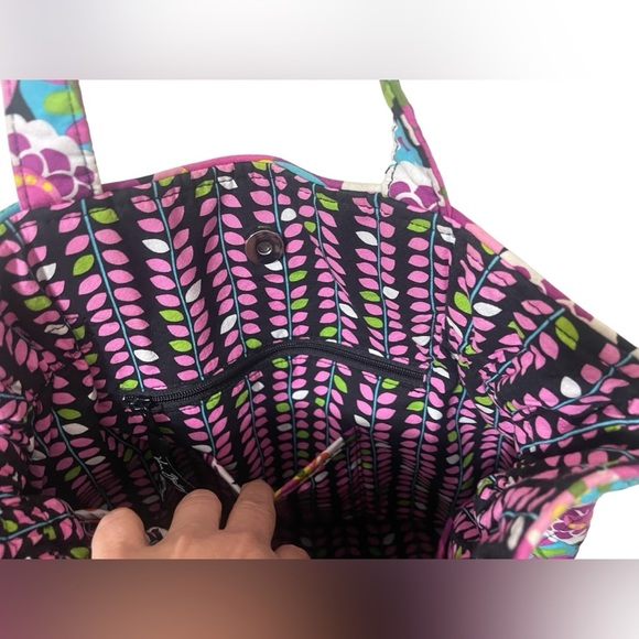 ❤️Vera Bradley Va Va Bloom Quilted Shoulder Bag With Button Snap Closure - Picture 8 of 9